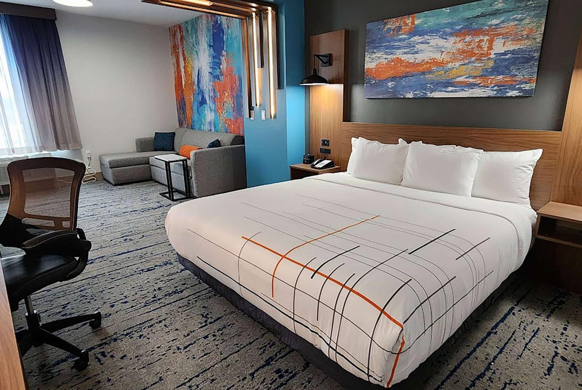 La Quinta Inn & Suites By Wyndham Austin South Εξωτερικό φωτογραφία