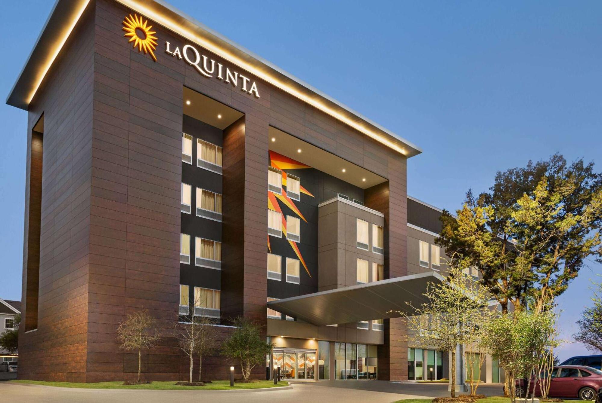 La Quinta Inn & Suites By Wyndham Austin South Εξωτερικό φωτογραφία